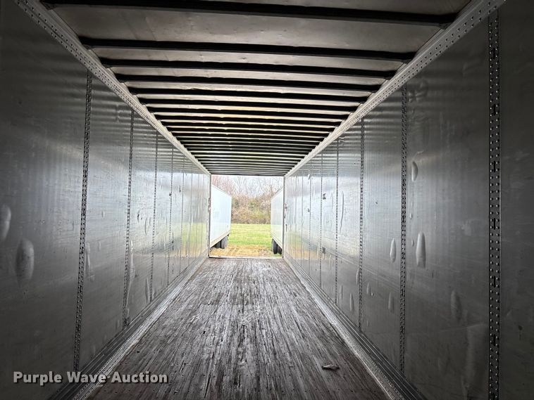 image for item FG0142 2005 Stoughton ZPVW-535T-S-C-AR dry van trailer