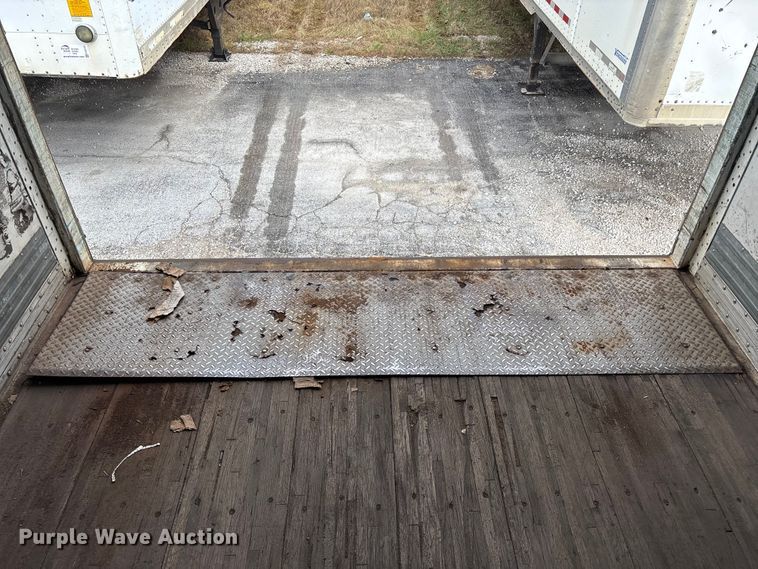 image for item FG0142 2005 Stoughton ZPVW-535T-S-C-AR dry van trailer