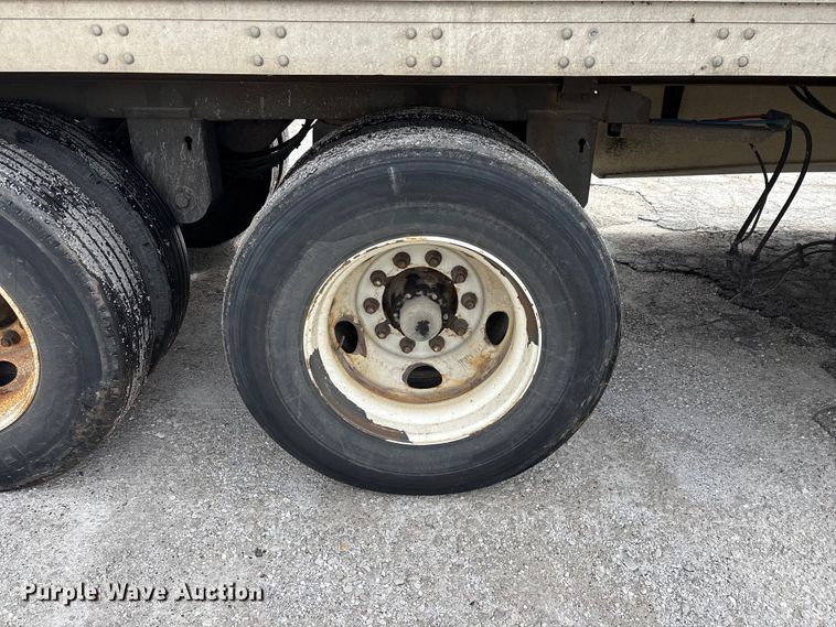 image for item FG0142 2005 Stoughton ZPVW-535T-S-C-AR dry van trailer