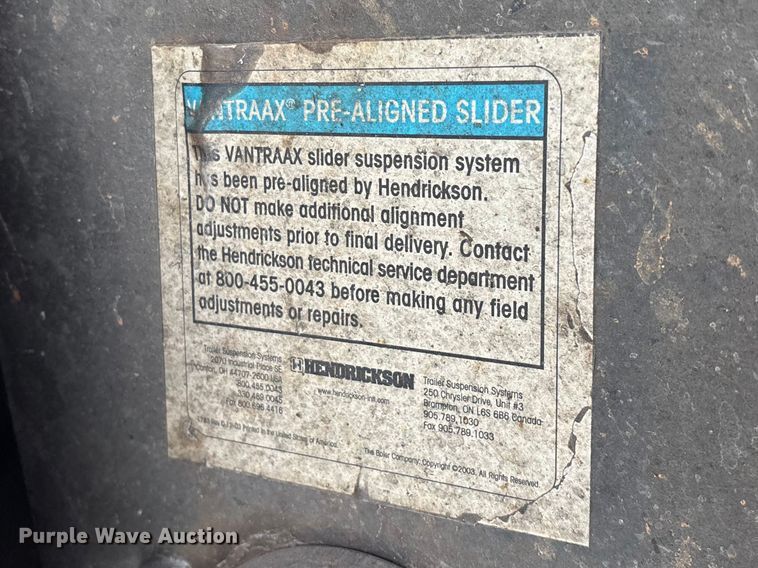 image for item FG0143 2005 Utility VS2DC dry van trailer