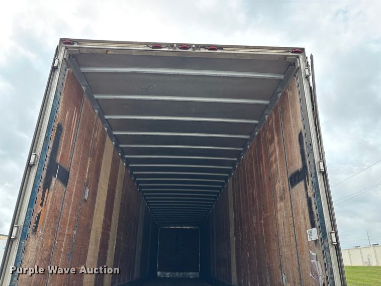 image for item FG0143 2005 Utility VS2DC dry van trailer