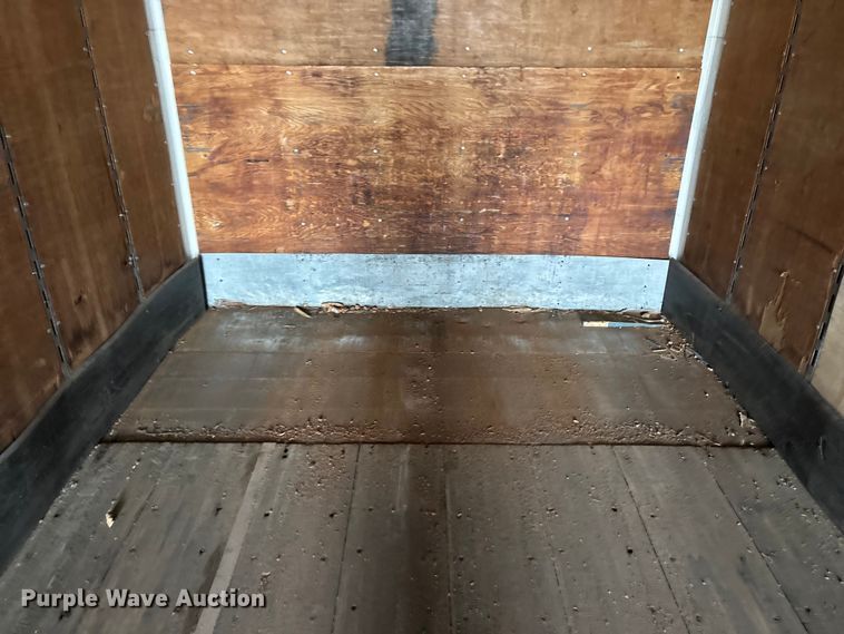 image for item FG0143 2005 Utility VS2DC dry van trailer