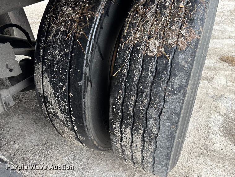 image for item FG0144 2012 Wabash National DVLSHPC dry van trailer