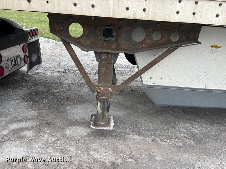 image for item FG0145 2013 Wabash National DVLSHPC dry van trailer