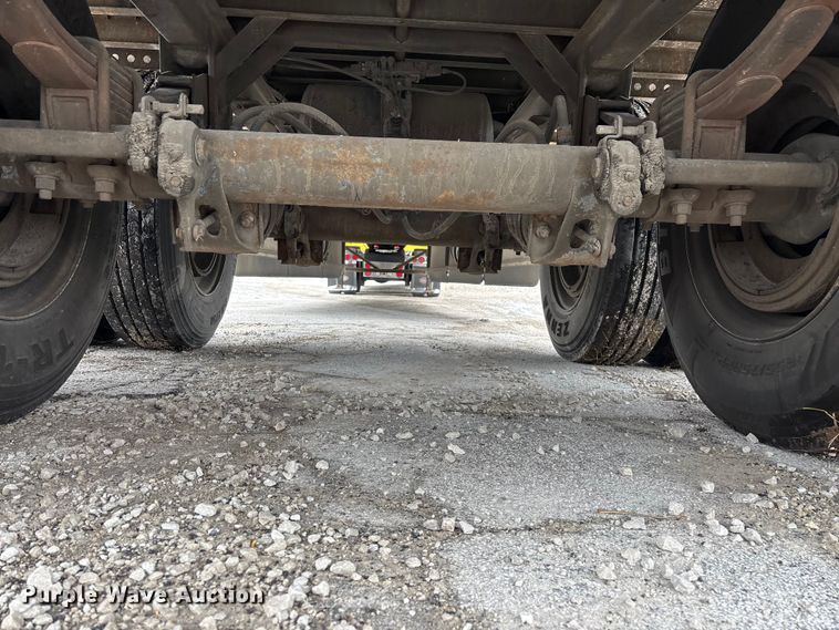 image for item FG0145 2013 Wabash National DVLSHPC dry van trailer