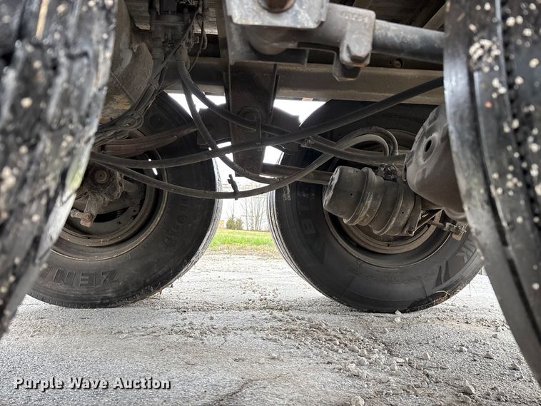 image for item FG0145 2013 Wabash National DVLSHPC dry van trailer