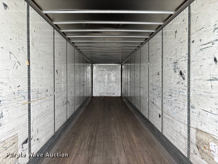 image for item FG0145 2013 Wabash National DVLSHPC dry van trailer