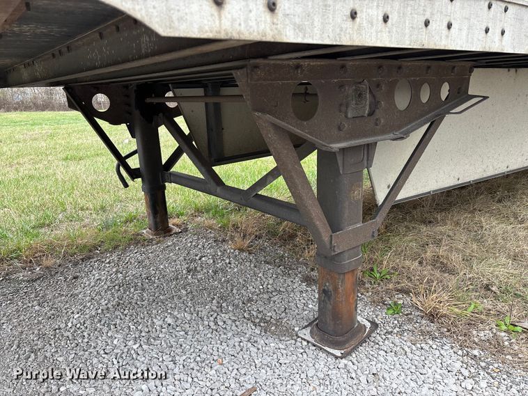 image for item FG0146 2012 Wabash National DVLSHPC dry van trailer
