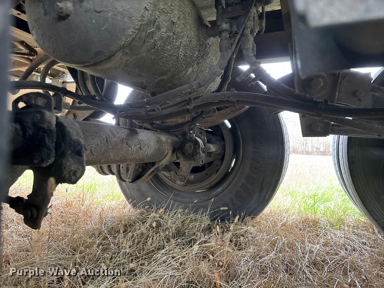 image for item FG0146 2012 Wabash National DVLSHPC dry van trailer