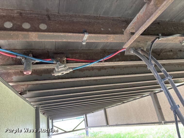 image for item FG0146 2012 Wabash National DVLSHPC dry van trailer