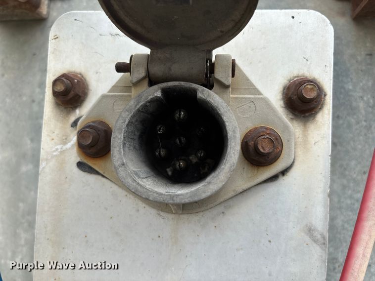 image for item FG0146 2012 Wabash National DVLSHPC dry van trailer