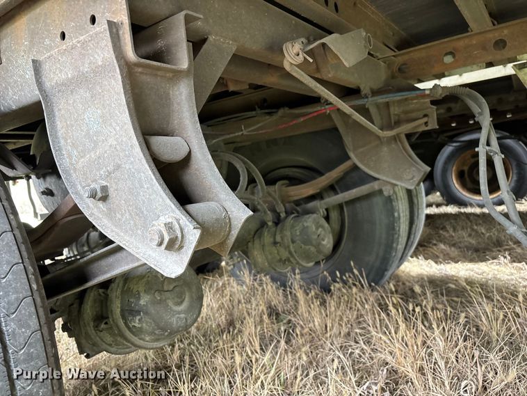 image for item FG0146 2012 Wabash National DVLSHPC dry van trailer