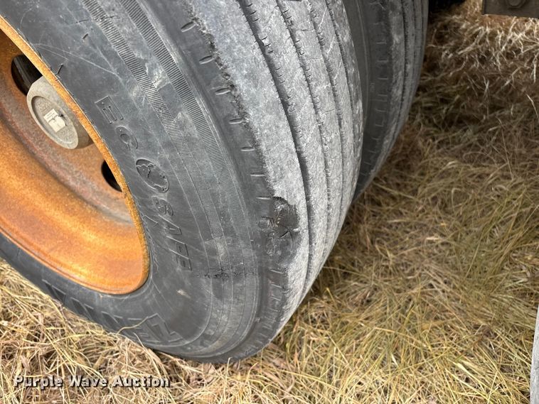 image for item FG0146 2012 Wabash National DVLSHPC dry van trailer