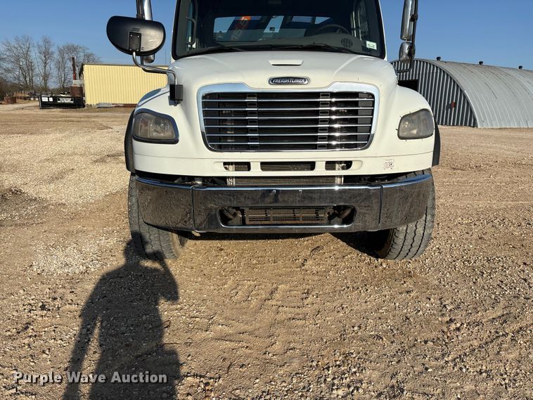 image for item FG0216 2017 Freightliner M2 Business Class crane truck