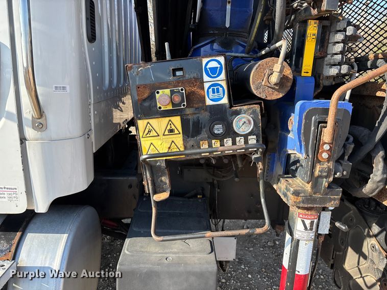 image for item FG0216 2017 Freightliner M2 Business Class crane truck