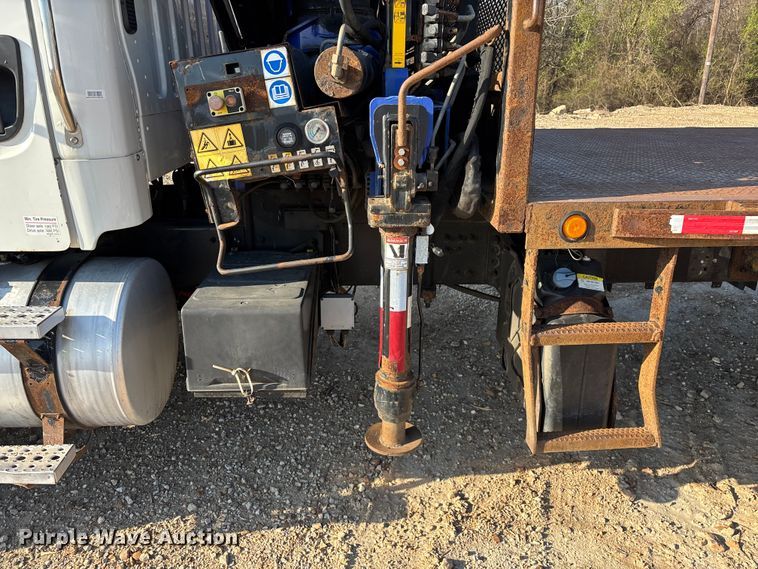 image for item FG0216 2017 Freightliner M2 Business Class crane truck