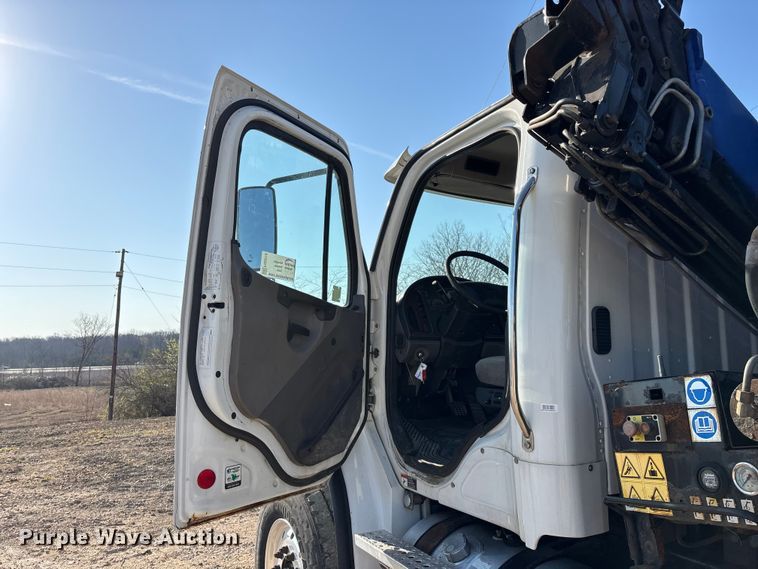 image for item FG0216 2017 Freightliner M2 Business Class crane truck