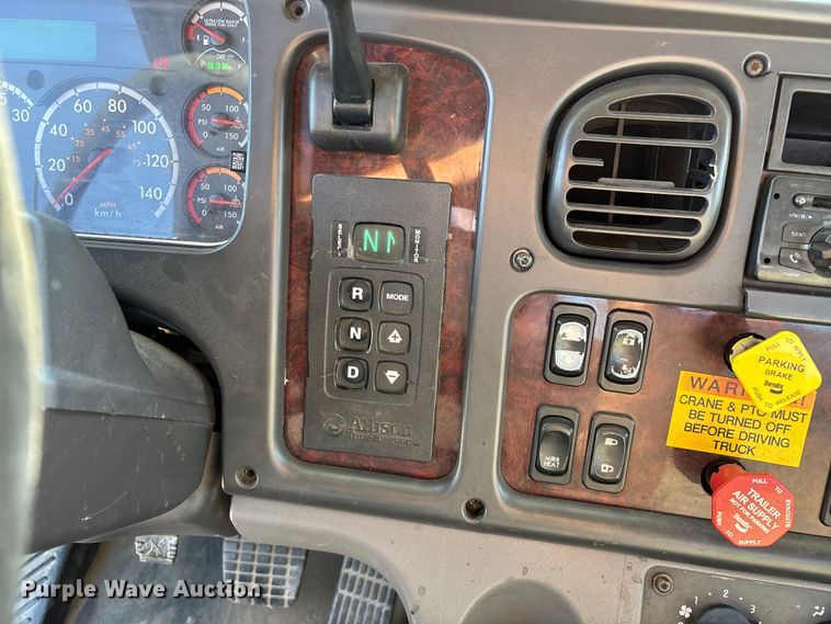 image for item FG0216 2017 Freightliner M2 Business Class crane truck