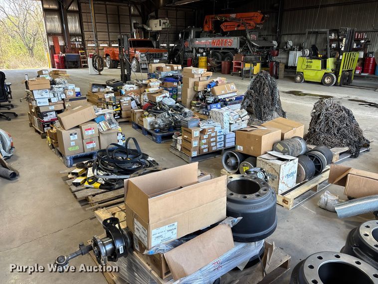 image for item FG0217 Truck parts