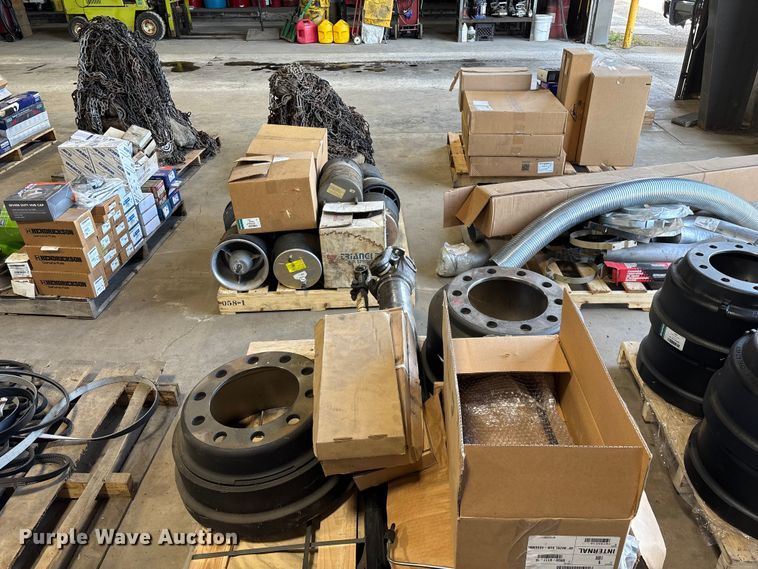 image for item FG0217 Truck parts