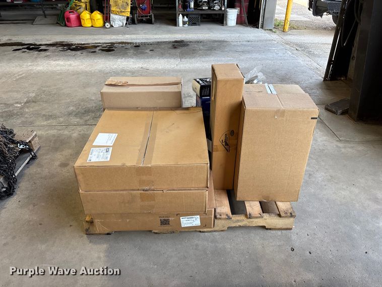 image for item FG0217 Truck parts