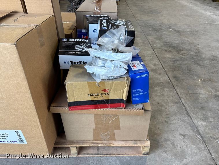 image for item FG0217 Truck parts