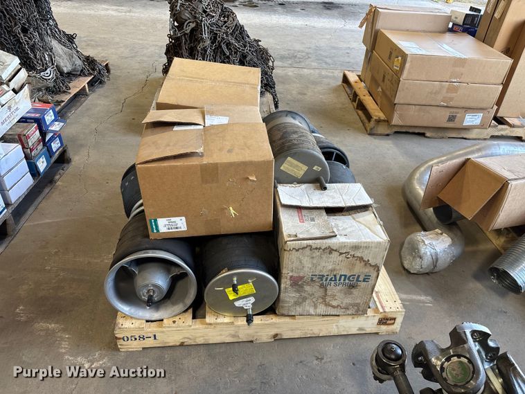 image for item FG0217 Truck parts