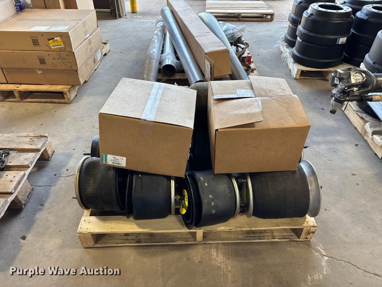 image for item FG0217 Truck parts