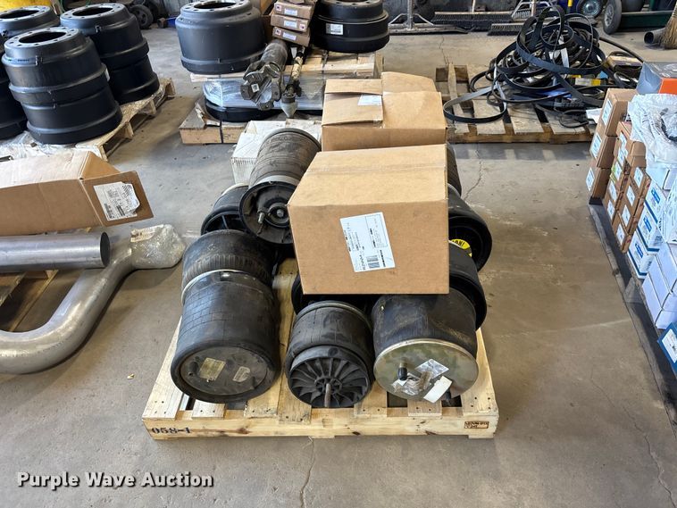 image for item FG0217 Truck parts