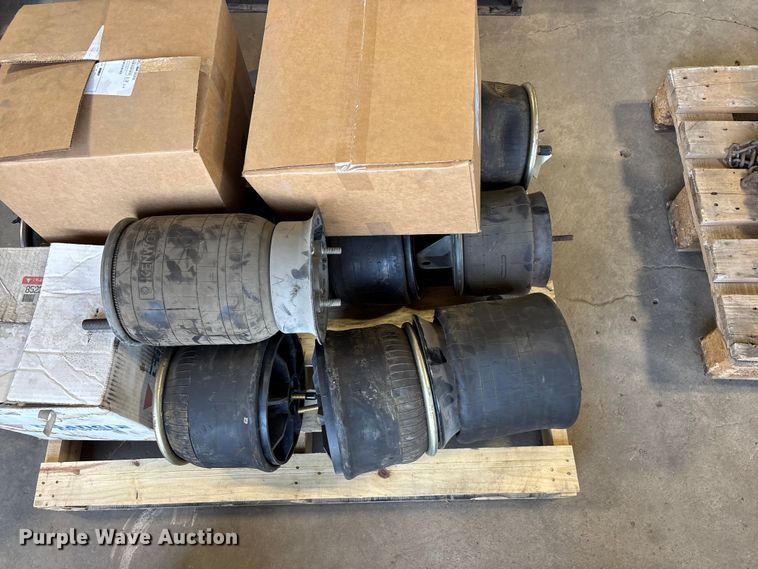 image for item FG0217 Truck parts