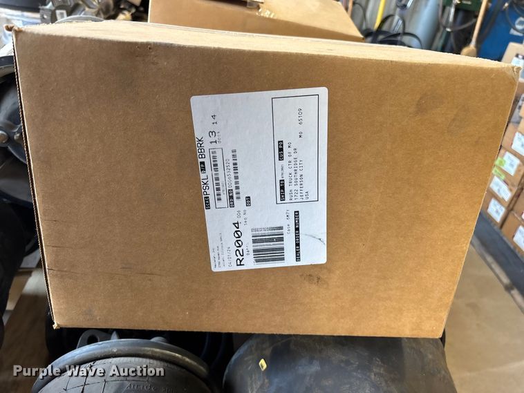 image for item FG0217 Truck parts