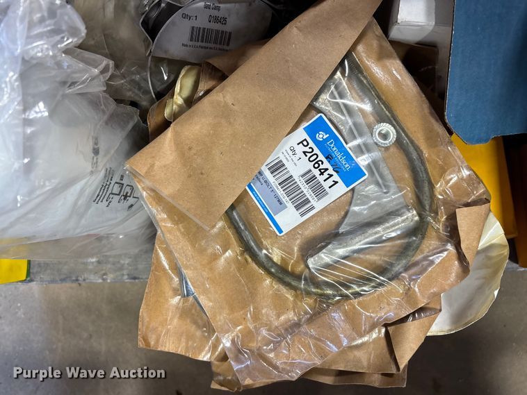 image for item FG0217 Truck parts