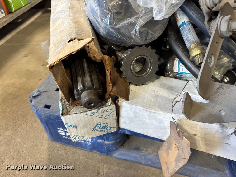 image for item FG0217 Truck parts