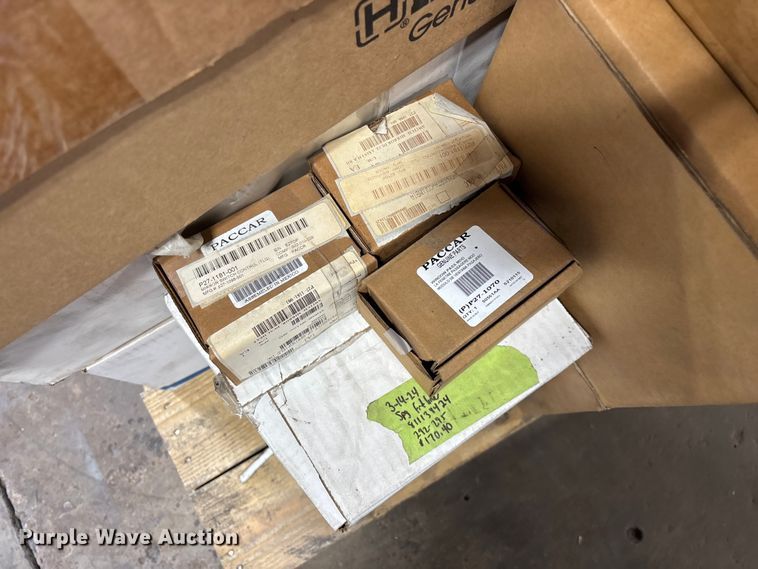 image for item FG0217 Truck parts