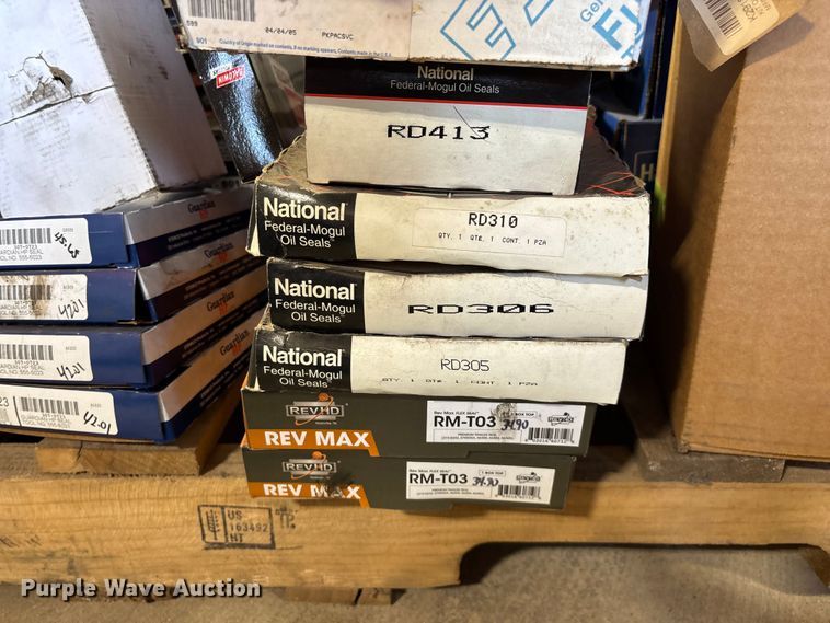 image for item FG0217 Truck parts