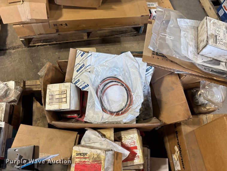 image for item FG0217 Truck parts