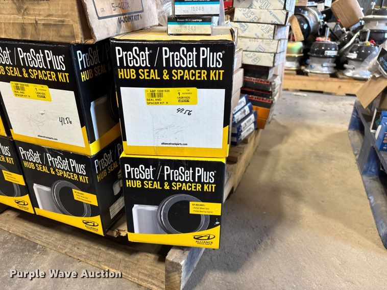 image for item FG0217 Truck parts