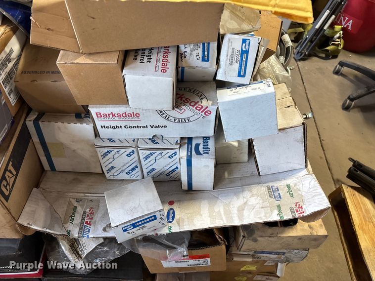 image for item FG0217 Truck parts