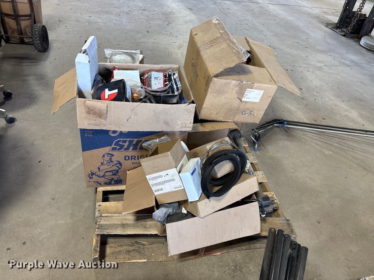 image for item FG0217 Truck parts