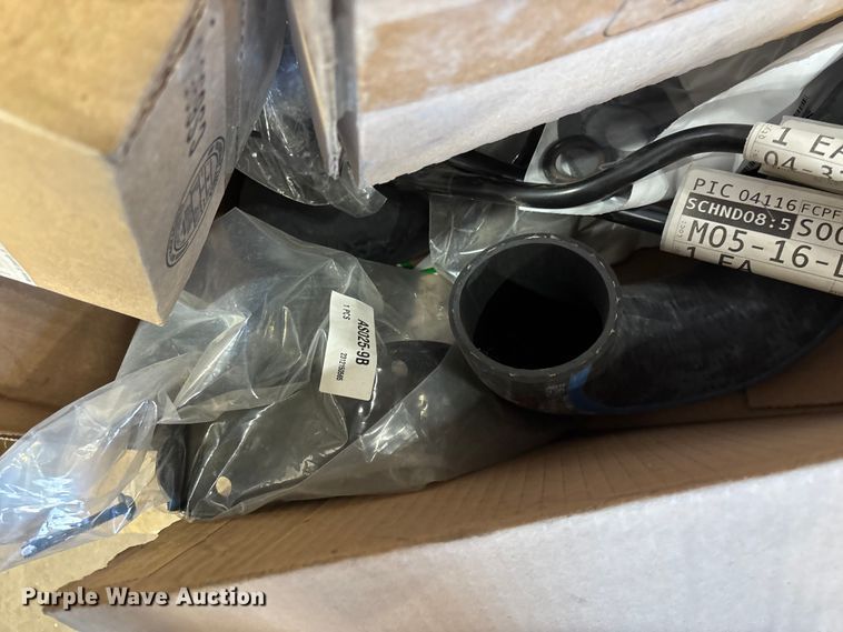 image for item FG0217 Truck parts