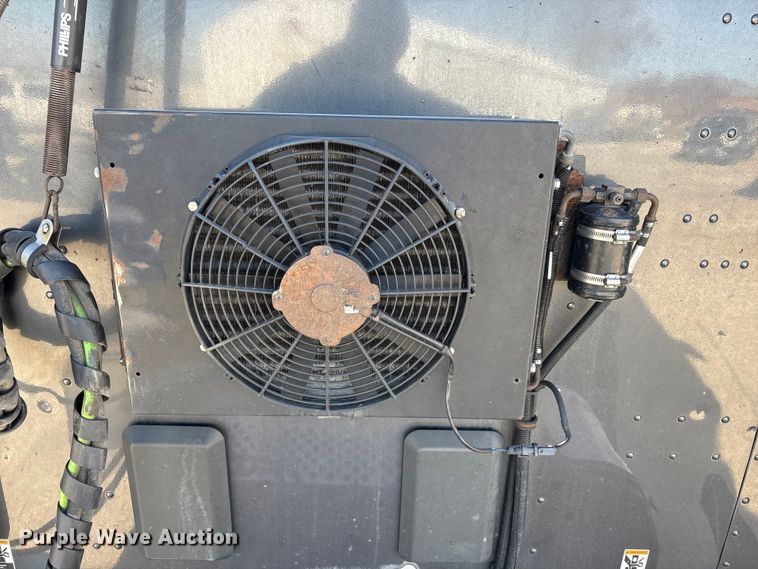 image for item FG2774 2019 Kenworth T680 semi truck