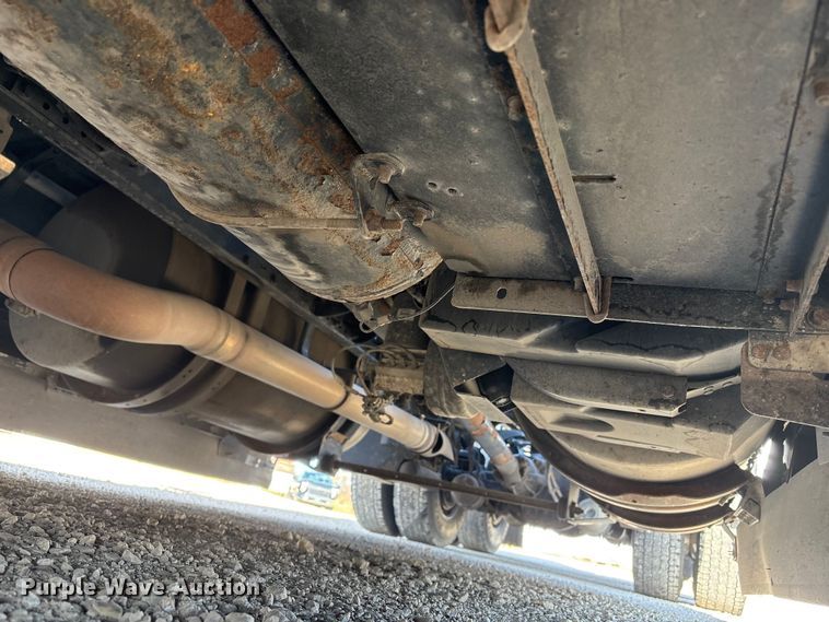 image for item FG2774 2019 Kenworth T680 semi truck