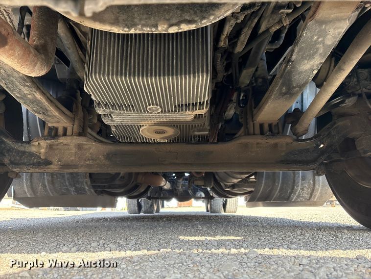 image for item FG2774 2019 Kenworth T680 semi truck