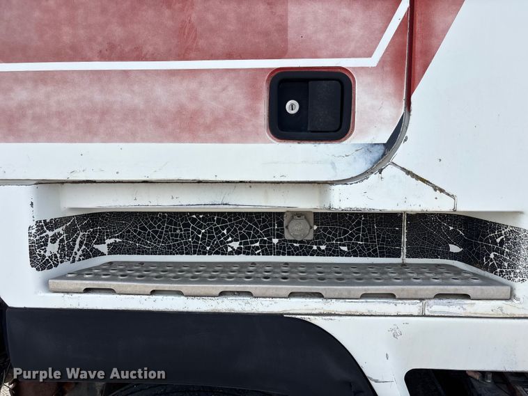 image for item FH7026 1984 Mack MH613 semi truck