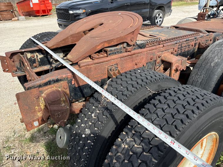 image for item FH7026 1984 Mack MH613 semi truck