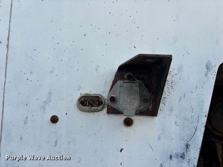 image for item FH7026 1984 Mack MH613 semi truck