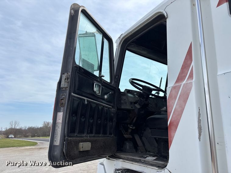 image for item FH7026 1984 Mack MH613 semi truck