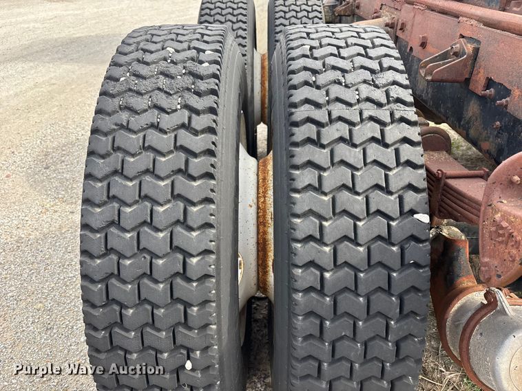 image for item FH7026 1984 Mack MH613 semi truck