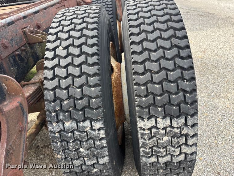 image for item FH7026 1984 Mack MH613 semi truck