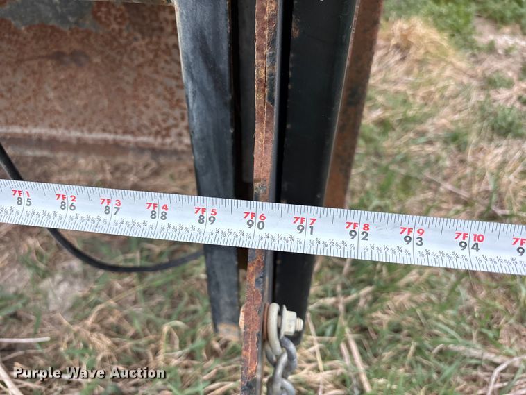 image for item FH7027 2006 GMC C7500 box truck